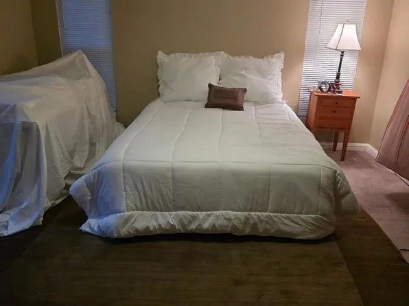 19147 Las Encinas Dr, Ramona, CA 92065