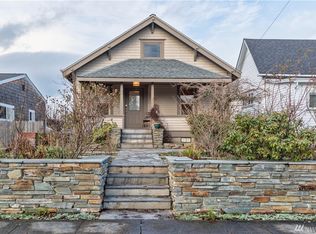 1108 4th St, Anacortes, WA 98221