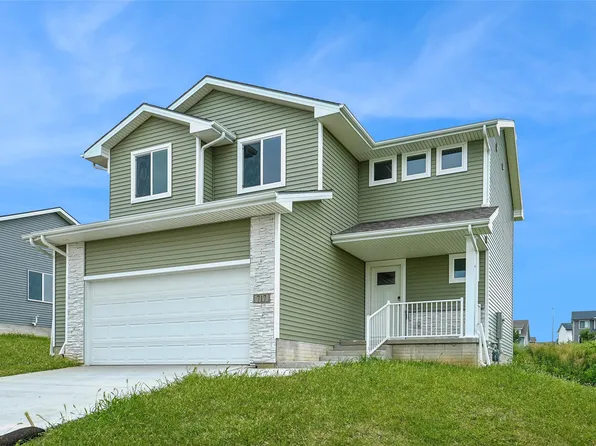 717 W Wright Rd, Norwalk, IA 50211