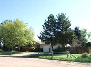 1002 W A St, Plains, KS 67869