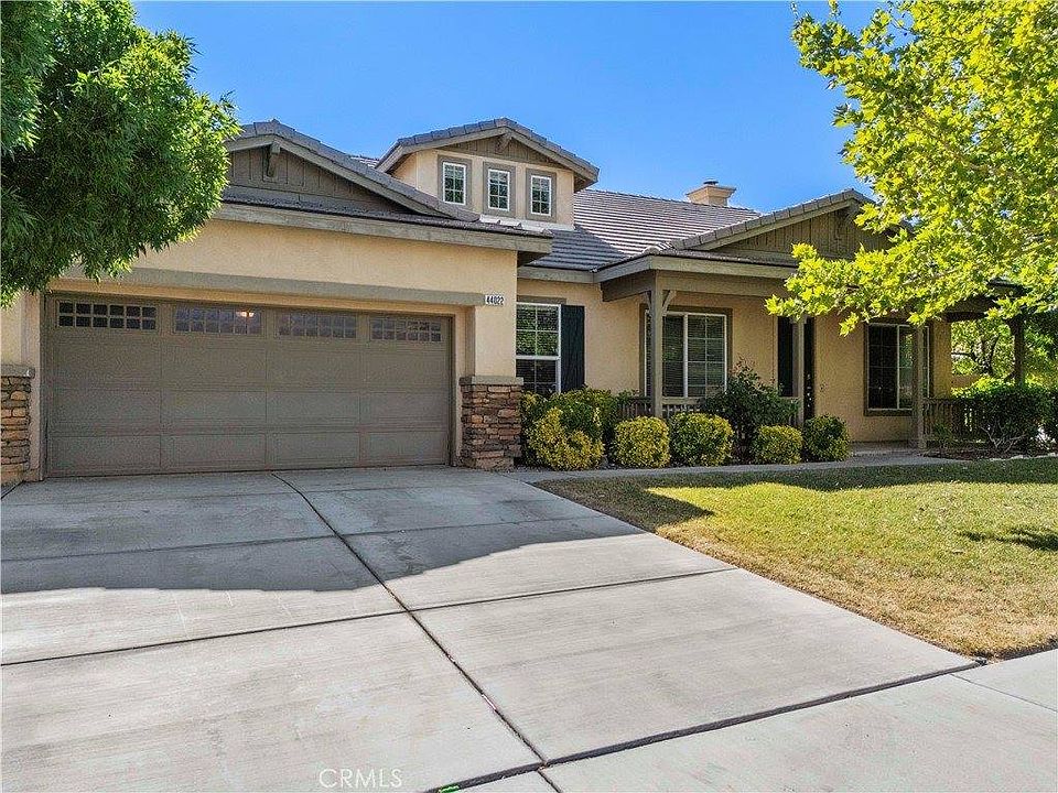 1st image of 44022 Raven Ln