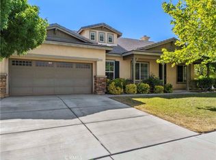44022 Raven Ln, Lancaster, CA 93536
