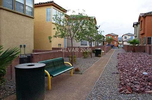 1st image of 3555 Hammock St