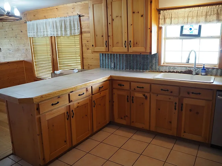 9561 Hames Rd — Photo 6