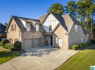 8768 Highlands Dr, Trussville, AL 35173