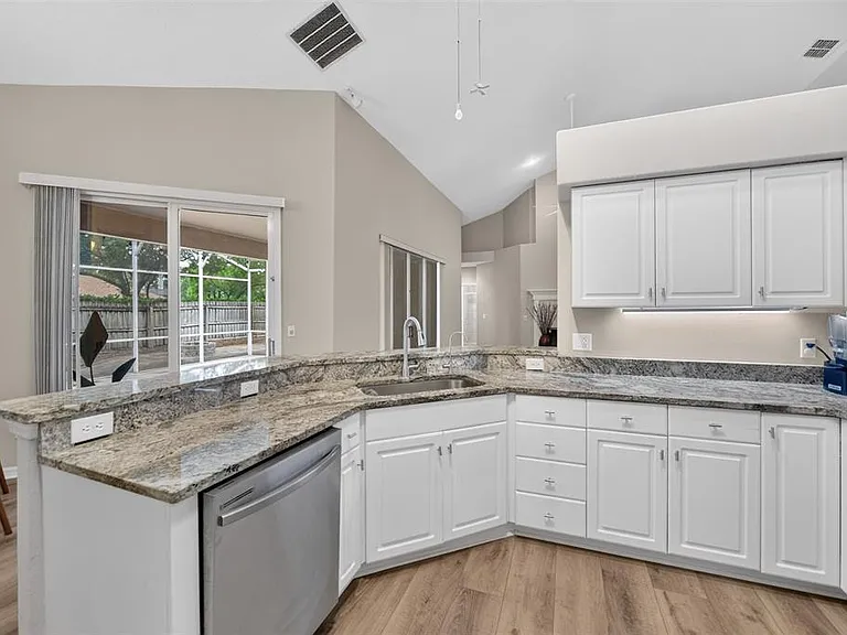 804 Rosemist Ct — Photo 11