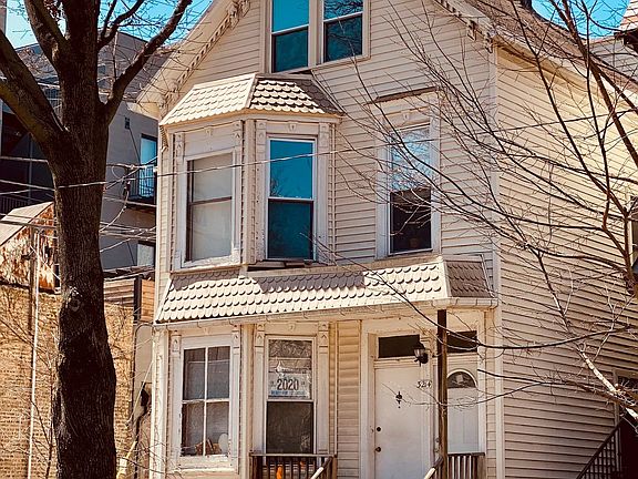 2nd image of 3214 N Hoyne Ave #1R