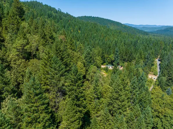 4651 Thompson Creek Rd, Selma, OR 97538