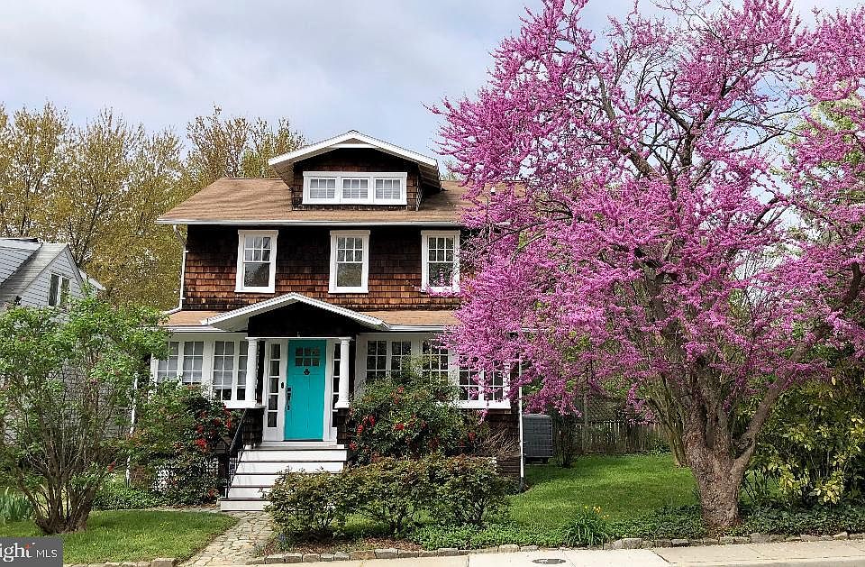 1st image of 319 Linden Ave