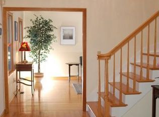 2 Carl Rd, Lexington, MA 02420