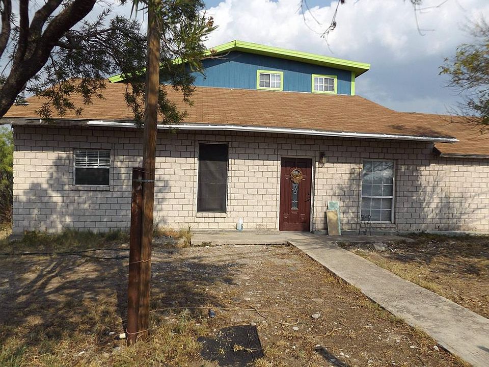1st image of 233 Chucho Dr