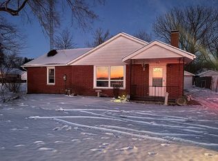 412 N Constant St, Dawson, IL 62520