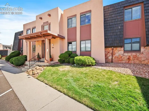 2979 Mesa Rd APT D, Colorado Springs, CO 80904