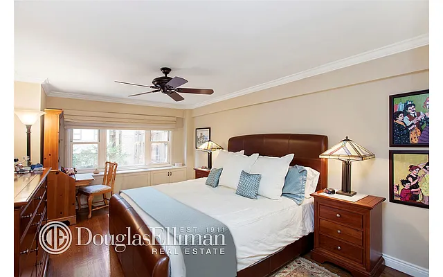 Sold by Douglas Elliman | media 15
