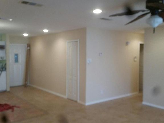 5th image of 2906 Lockwood Dr