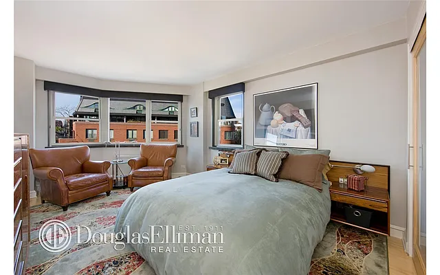 Rented by Douglas Elliman | media 6