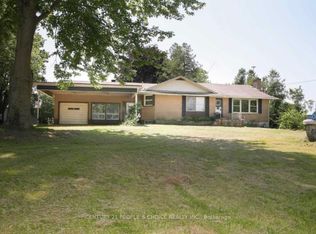 1086 Lakeshore Rd, Norfolk County, ON N0E1C0