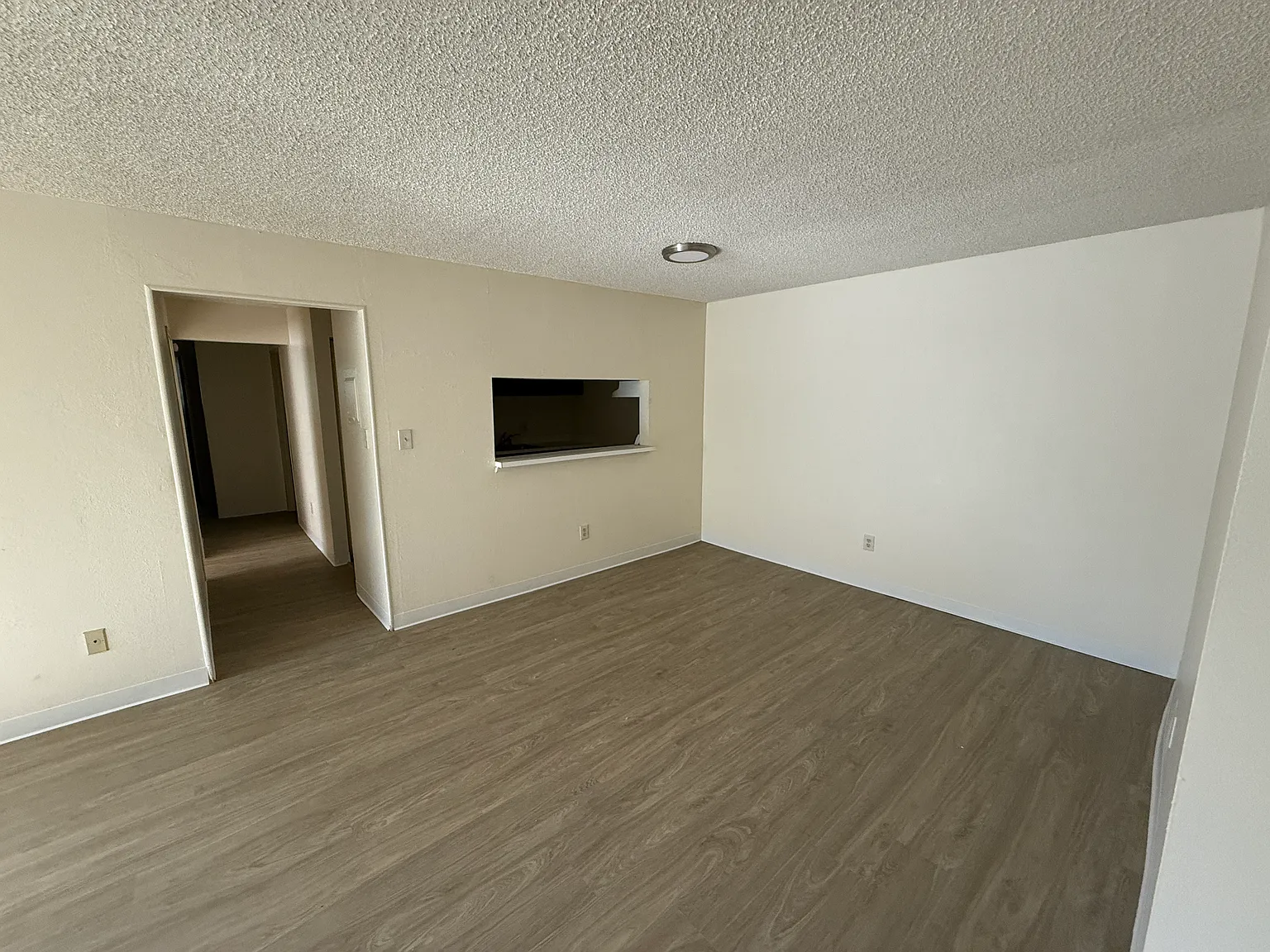 3 bed, 950 sqft, $1,450 — Photo 4