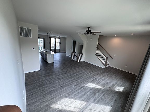 3rd image of 1821 River Heritage Blvd