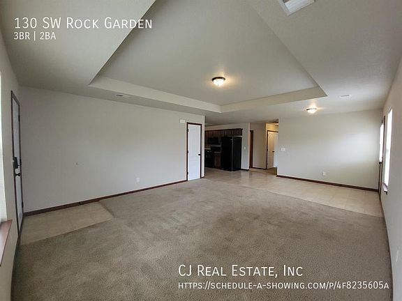 2nd image of 130 SW Rock Garden Ln