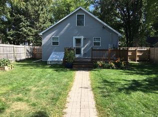 720 S 10th St, Grand Forks, ND 58201