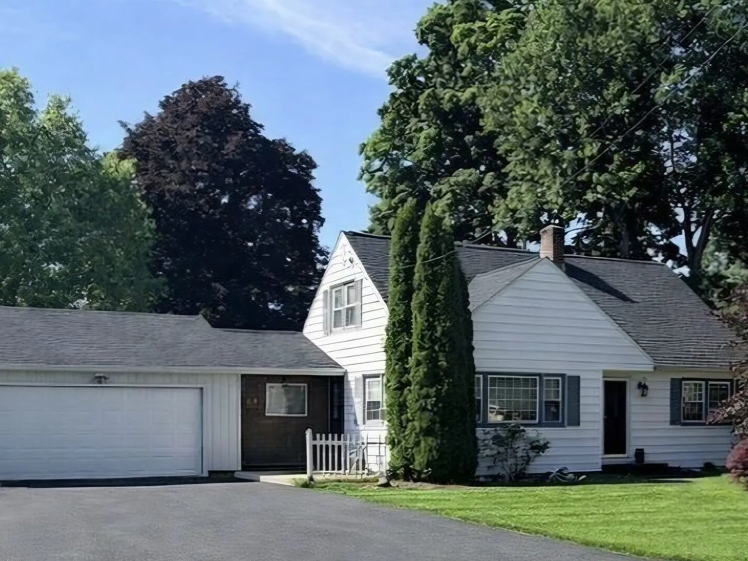 3 bed, 2.0 bath, 1428 sqft, $3,100 — Photo 2