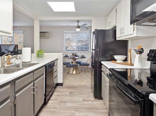 100 George St #2216, Bensenville, IL 60106
