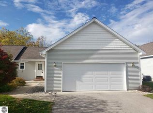 1685 Saint Joseph St, Traverse City, MI 49696