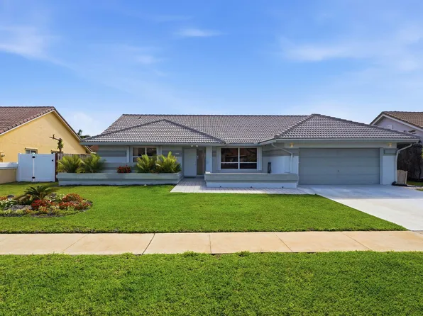 9284 Laurel Green Dr, Boynton Beach, FL 33437