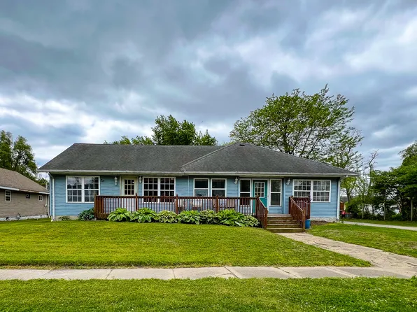 51 E South St, Wheatfield, IN 46392