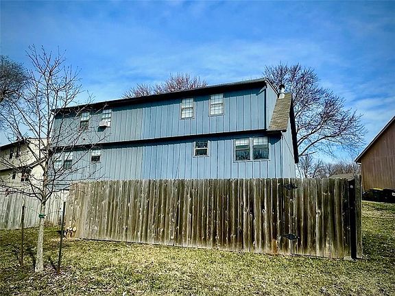 2nd image of 6657 W 150th St