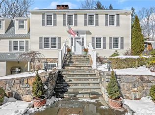 22 Ashbee Ln, Ridgefield, CT 06877