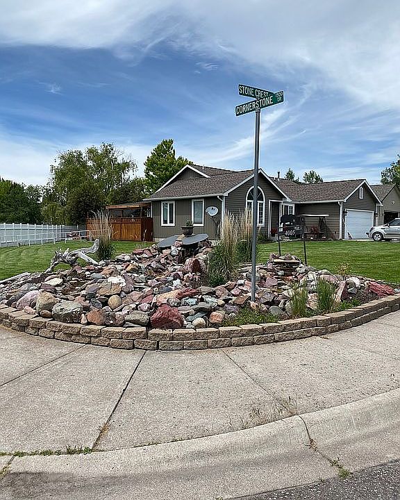1st image of 4005 Stone Crst