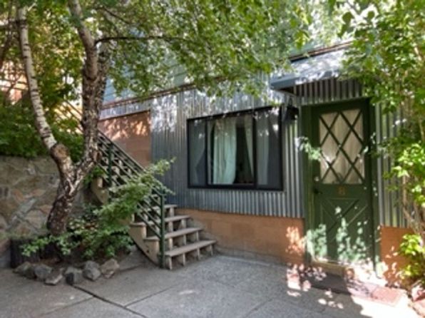 78 Knoll Ave #8