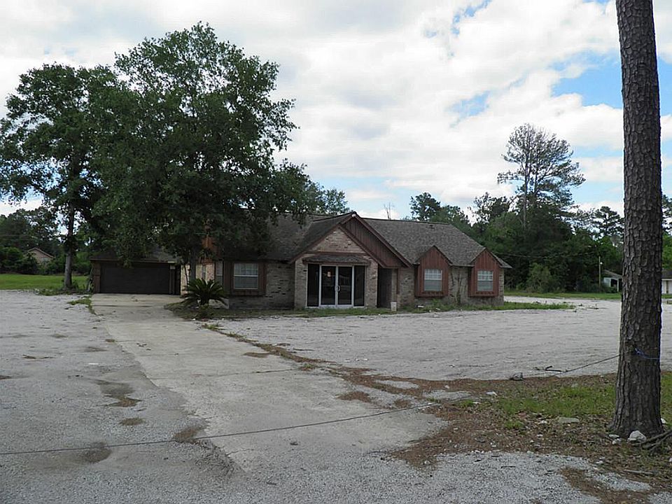1st image of 10660 Woodedge Dr