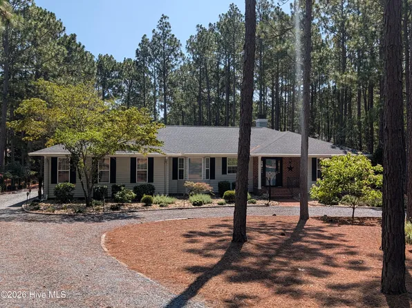 247 Longleaf Drive, West End, NC 27376