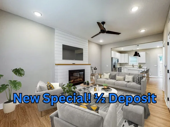 308 S Walnut Ave #103, Ames, IA 50010