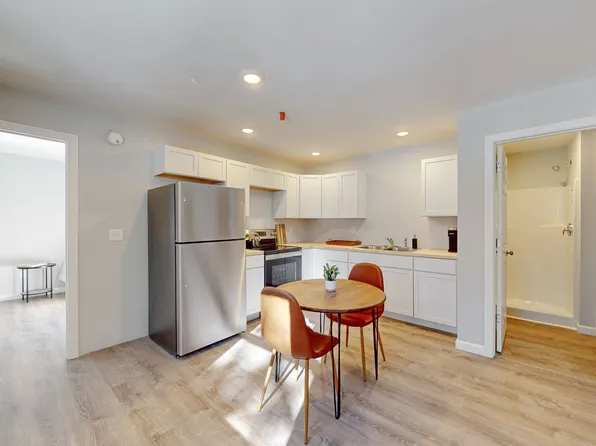 Nasson in the Pines, 73 Barth Way #205, Springvale, ME 04083