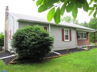2450 Ridge Rd, Elverson, PA 19520