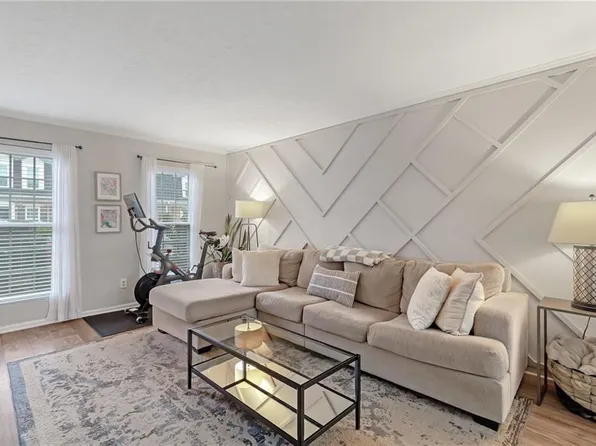 12 Surry County Pl NW, Atlanta, GA 30318