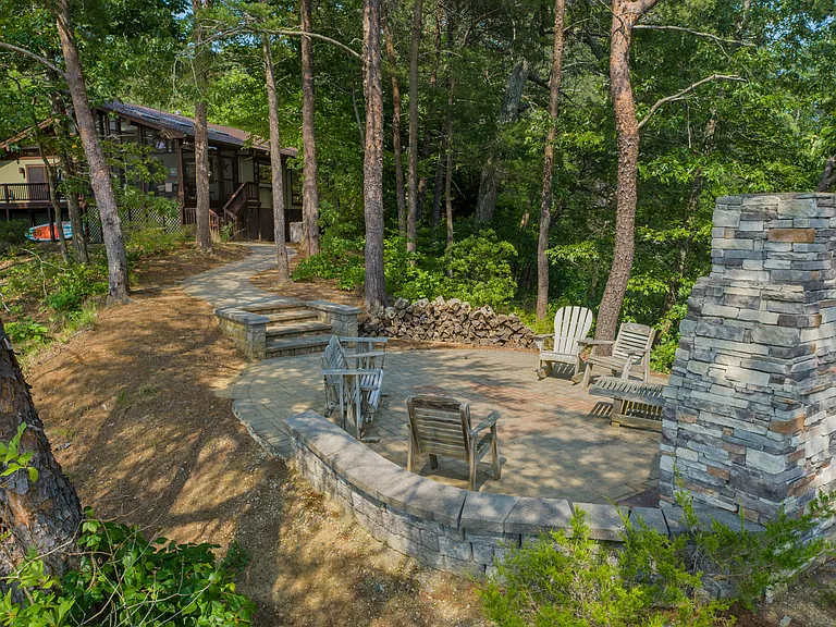 Out door fire pit.