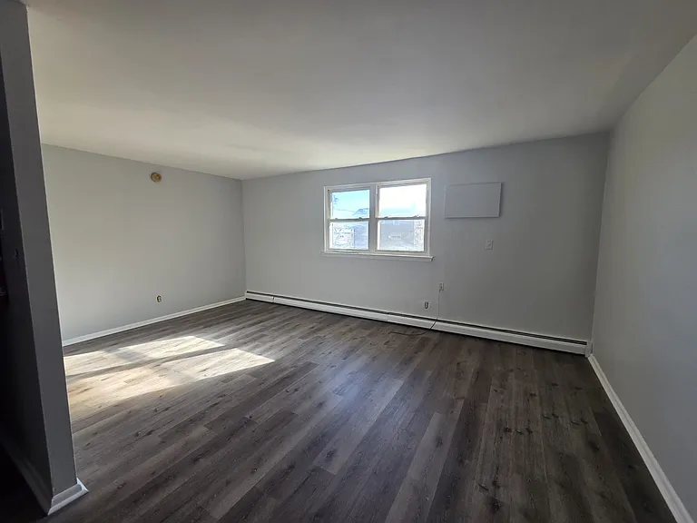 20 W 22nd St #15 — Photo 7