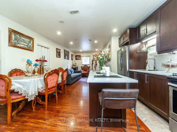 529 Rogers Rd, Toronto, ON M6M 1B4