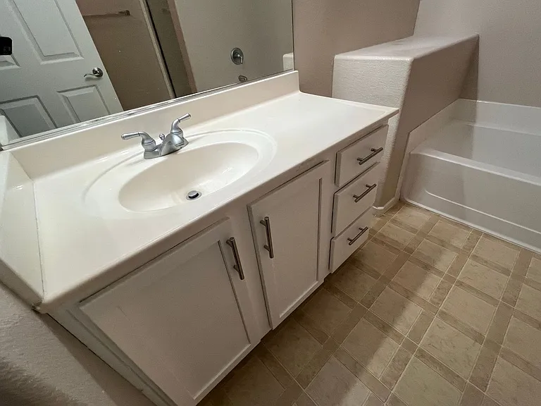 2291 W Horizon Ridge Pkwy #4222 — Photo 18