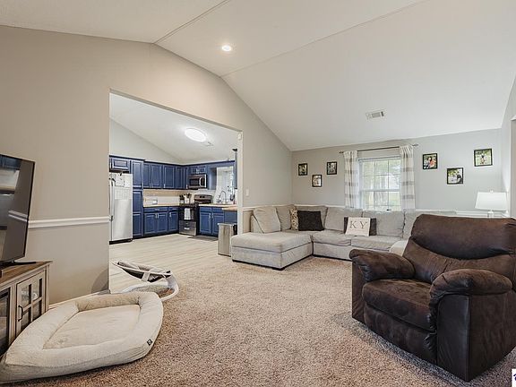 2nd image of 530 Old Flaherty Rd