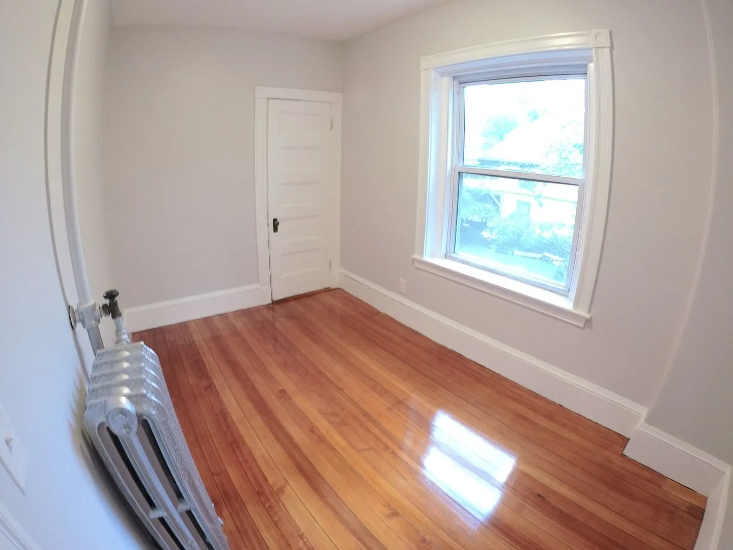 Nice 1 bed in Brookline VIllage — Photo 3