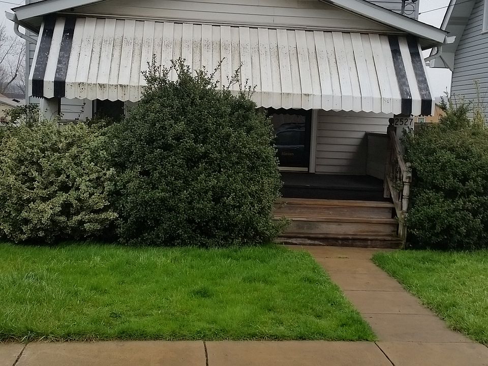 2527 2nd AVE FRONT