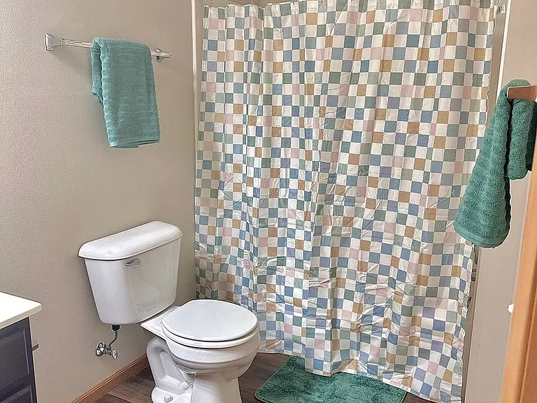Fairway Glen Apartments — Photo 21