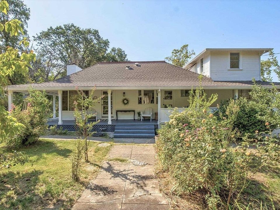 1st image of 18491 Bay Ave