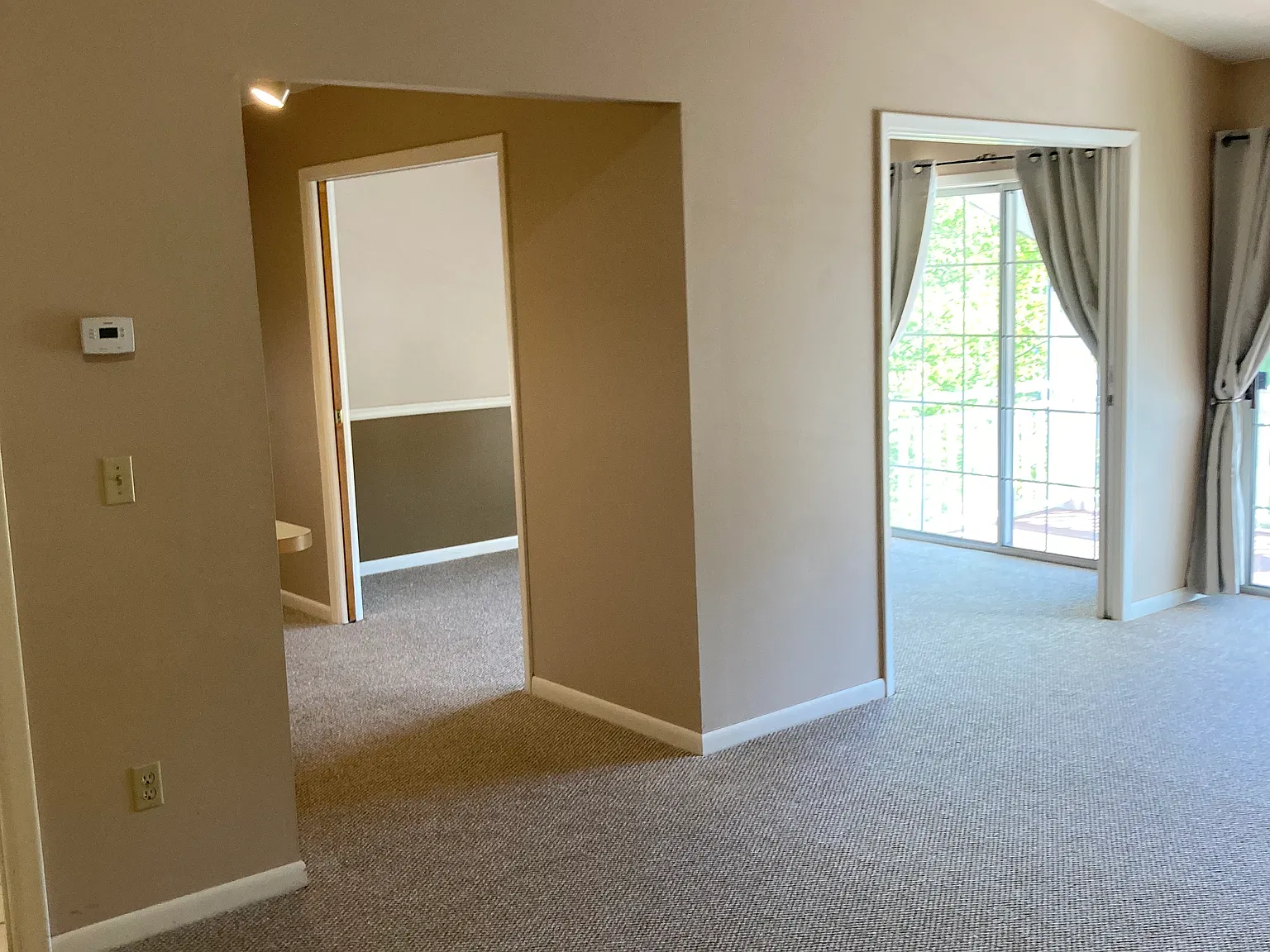 2 bed, 1200 sqft, $1,750 — Photo 4